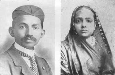 Gandhi y Kasturbai en 1902