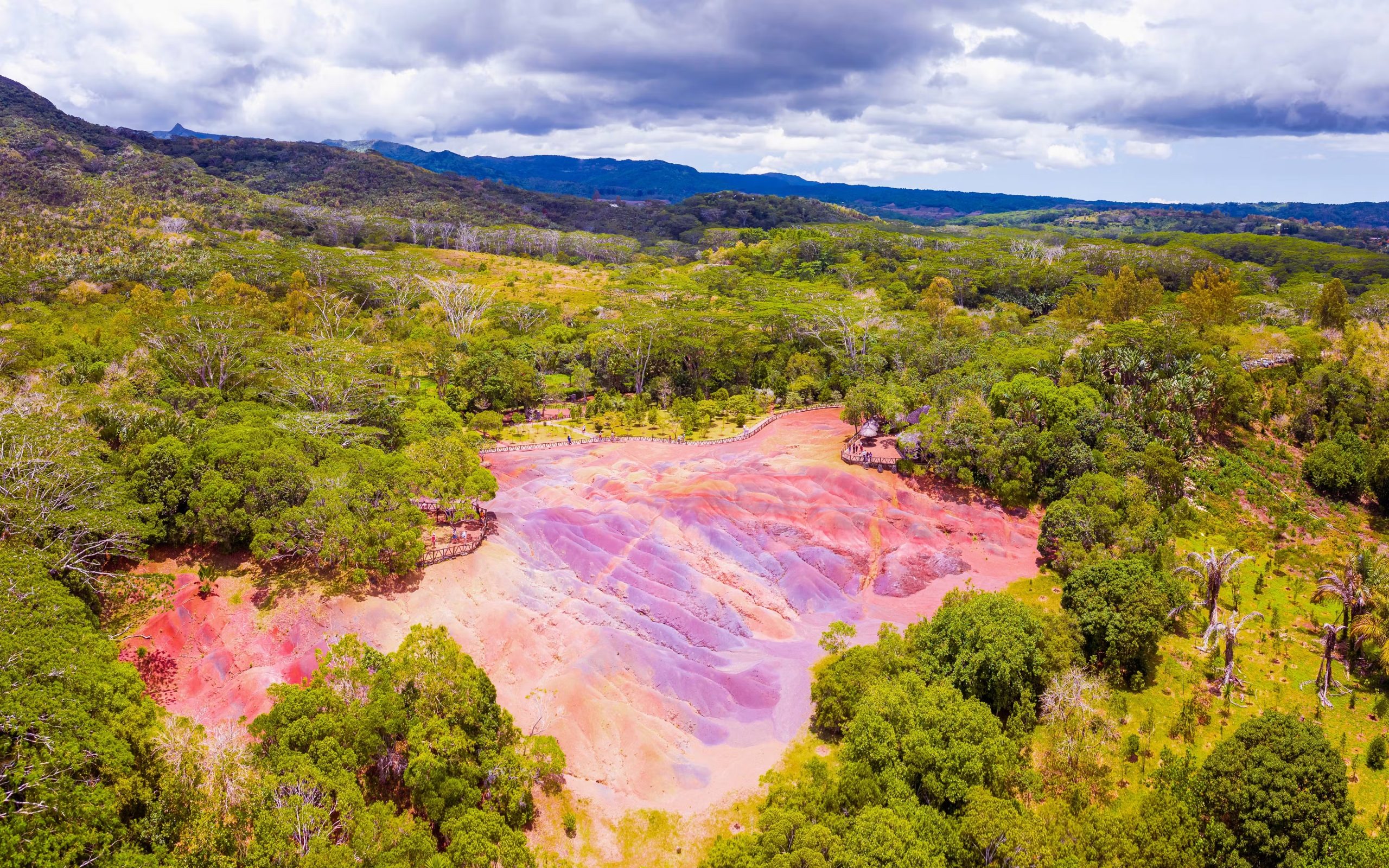 panorámica de la tierra de los siete colores tierra de los siete colores