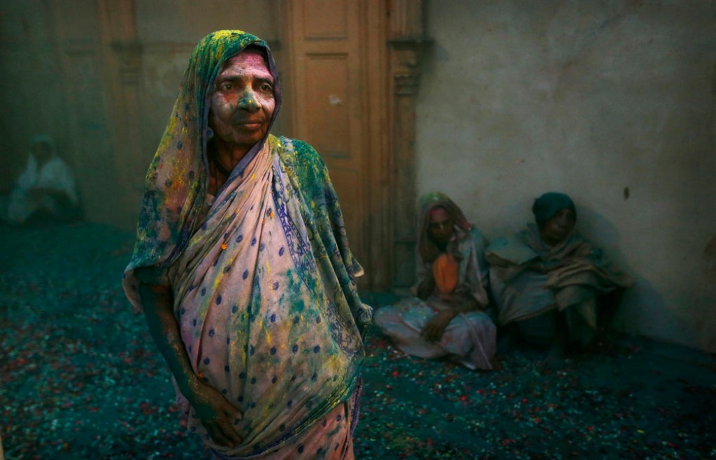 Viudas durante Holi