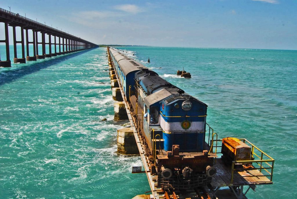 Vista de India desde un tren de lujo