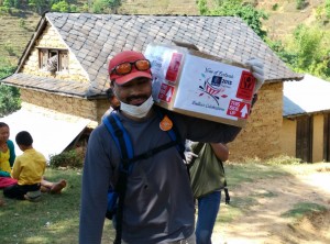 Noticias de Nepal: recibiendo ayuda