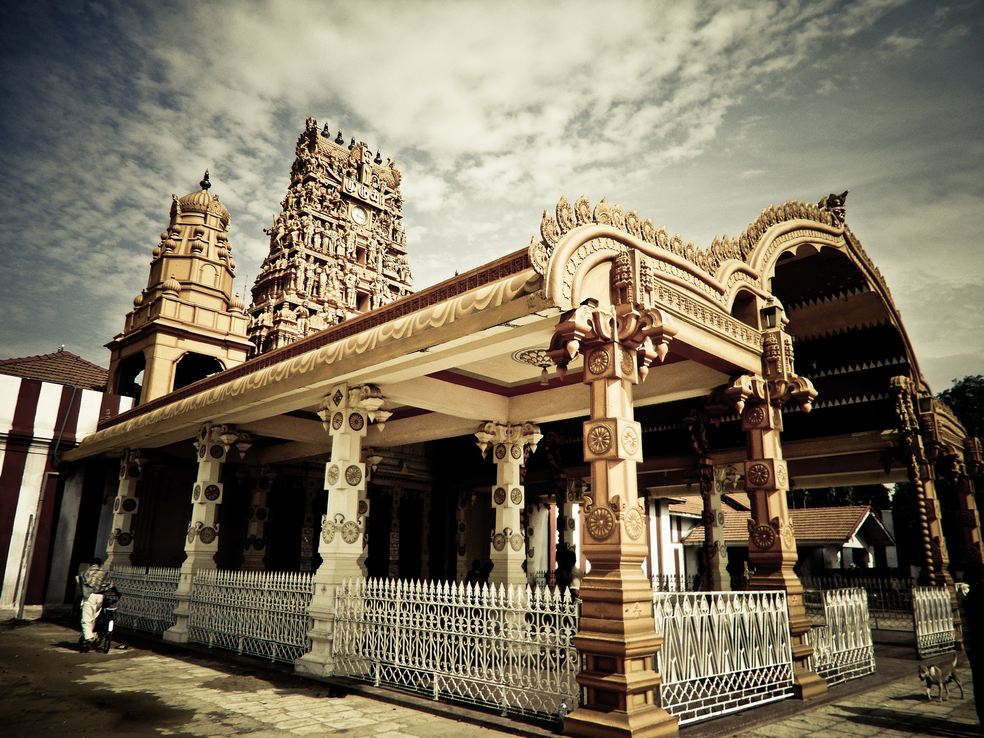 Viajar a Sri Lanka en mayo - Templo hindú