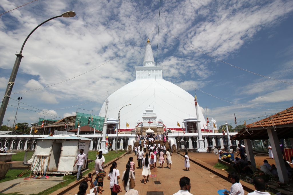 Malaria en Sri Lanka - Festivo en Anuradhapura