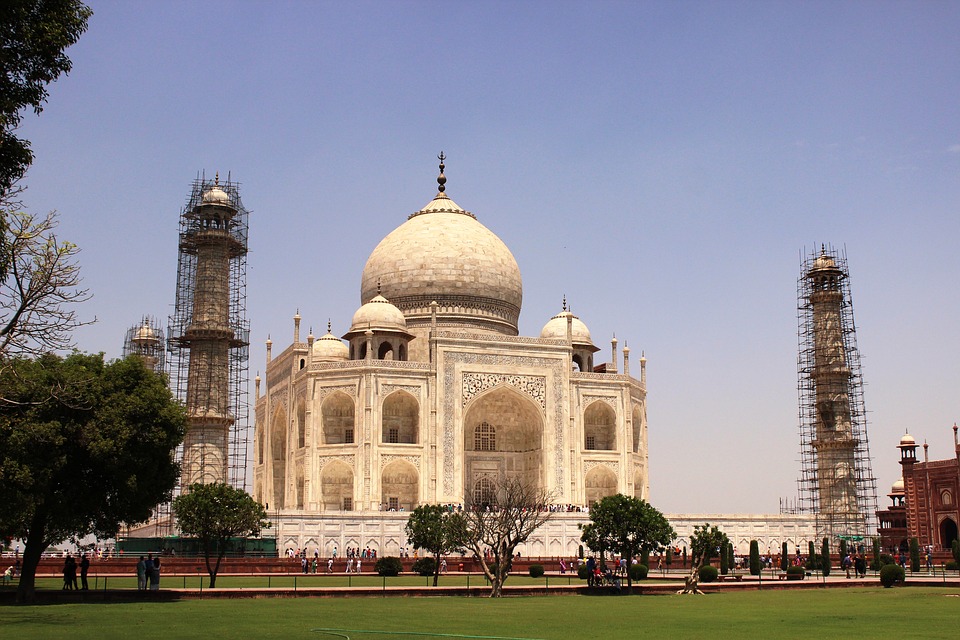 Taj Mahal renovado