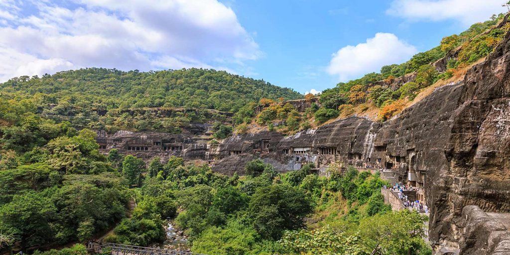 Panorámica de las Cuevas de Ajanta