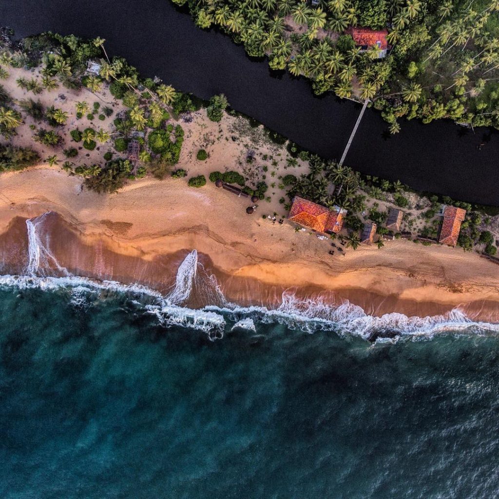 Tangalle en Sri Lanka fotografiada por un dron