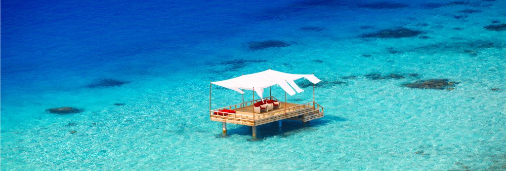 Piano Deck en Baros Maldivas