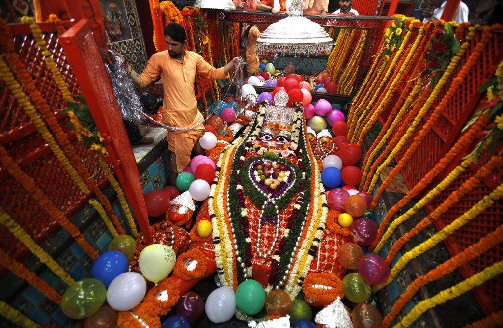 Escultura de Hanuman durante una celebración en Allahabad