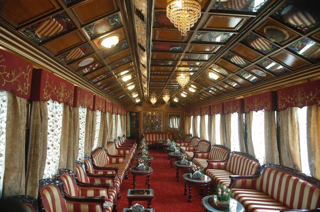 Lounge del tren de lujo Palace on Wheels 