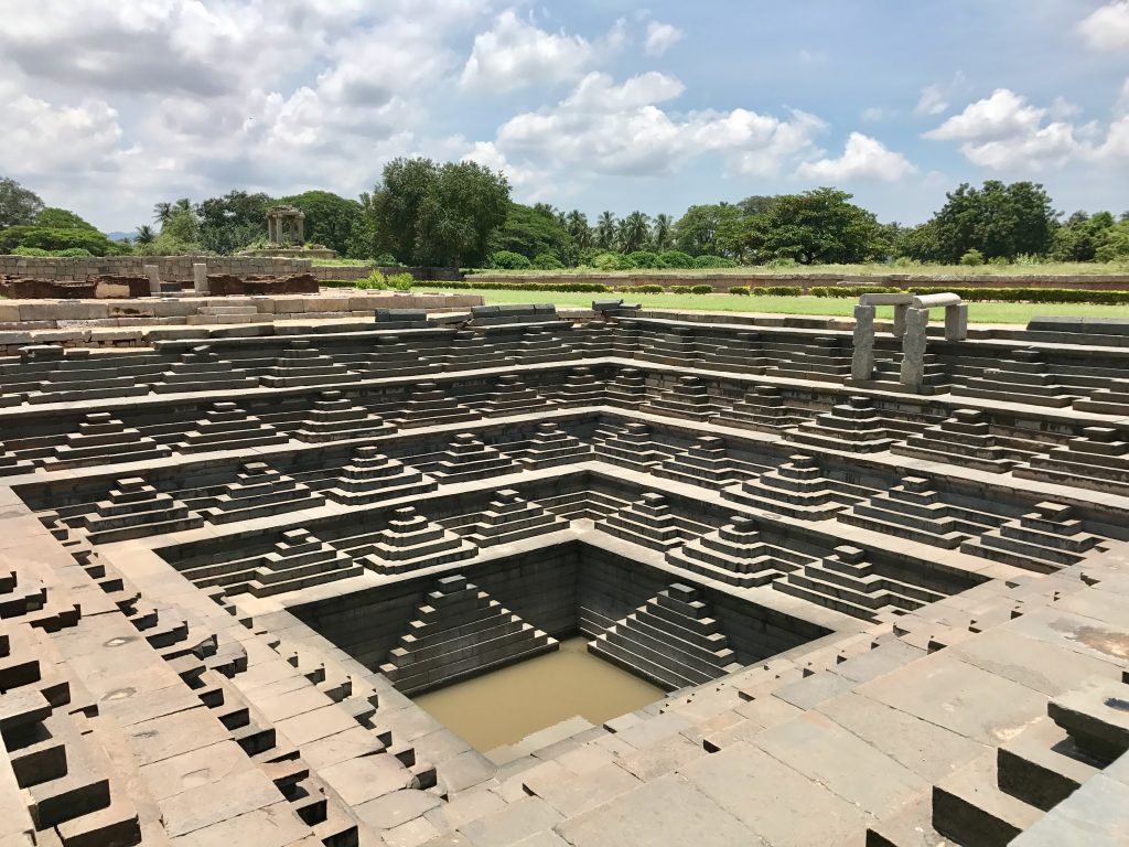 Los pushkarini, baoris típicos de Karnataka 