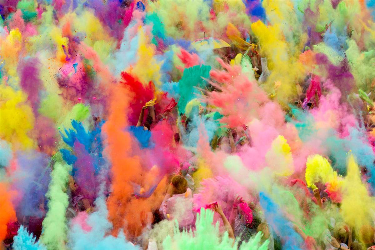 Polvos Holi: una manera colorida de celebrar la diversidad