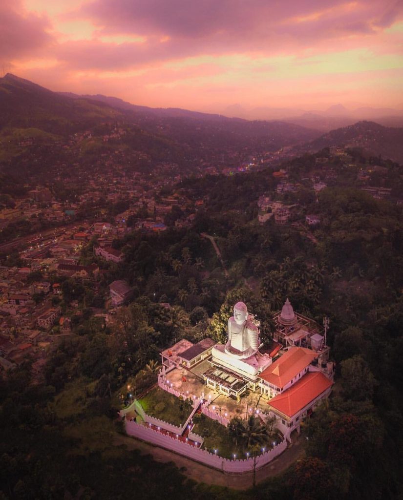 Bahirawakanda Temple templo y mirador de Kandy 