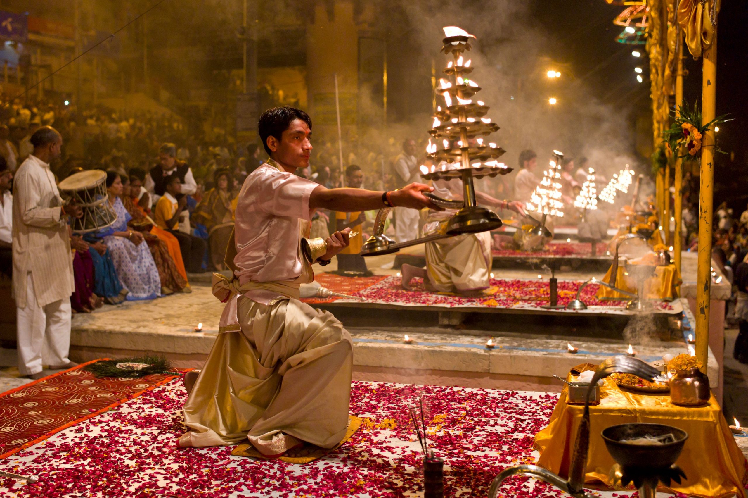 Ganga Aarti El Fervor De Varanasi Ganga Aarti El Fervor De Varanasi