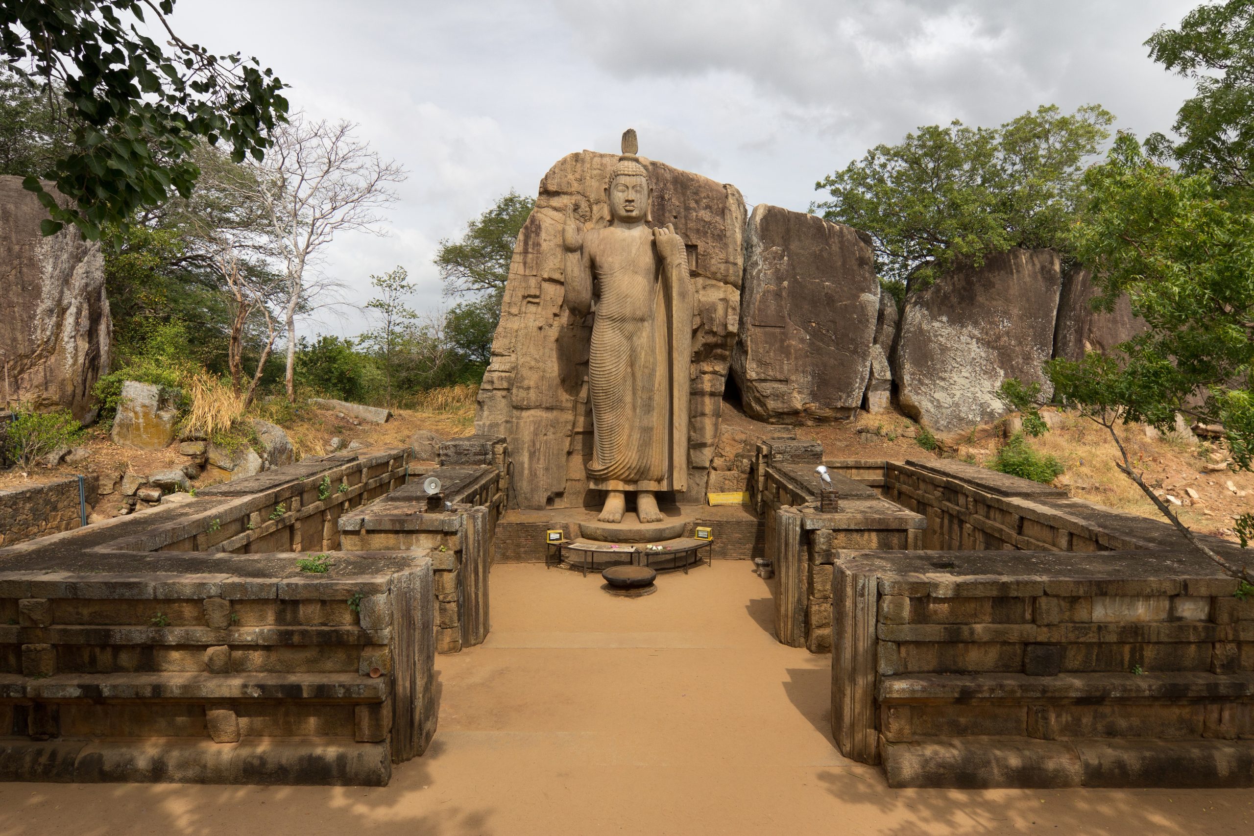 Buda de Aukana en el Triángulo Cultural. 