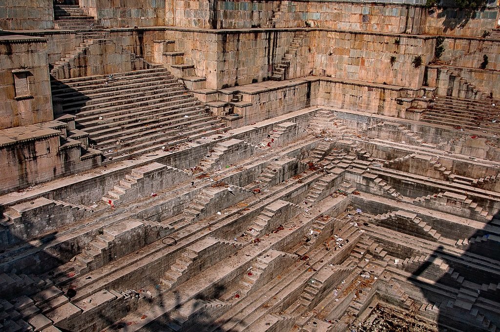 baori escalera de la reina en bundi 