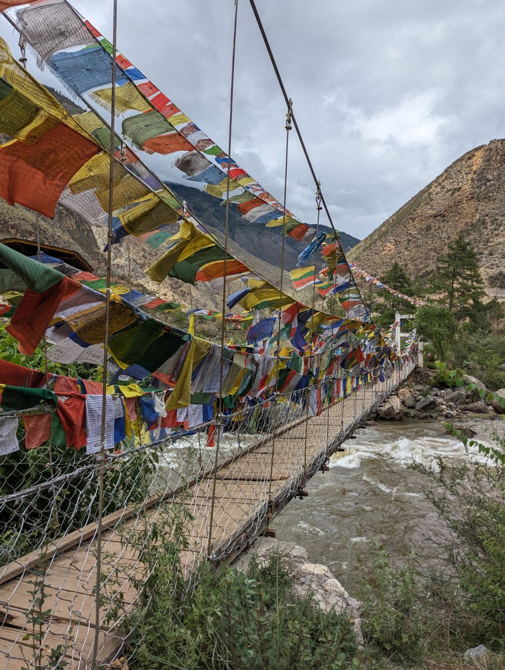 puentes colgantes de bután 
