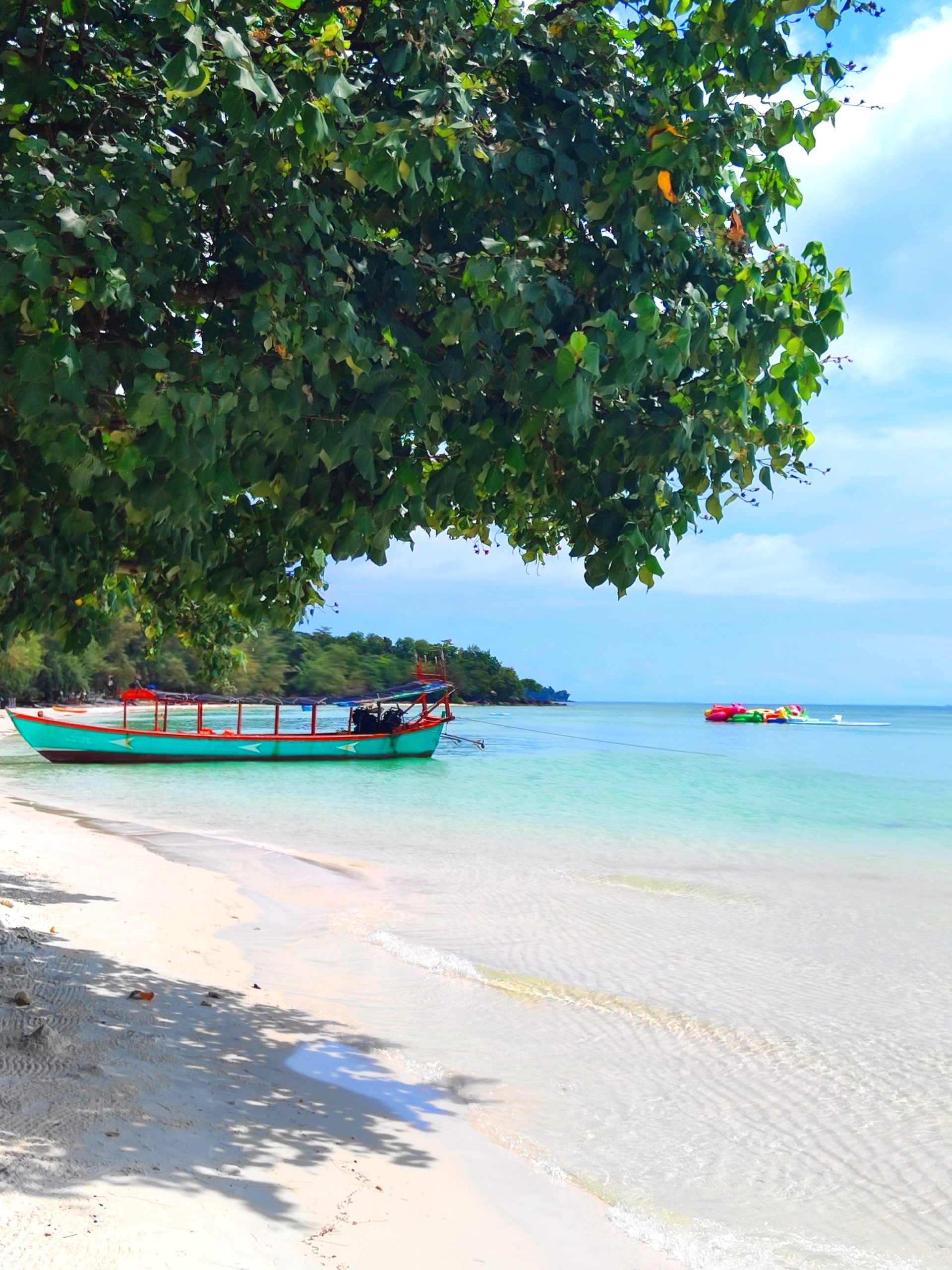 playa en isla de koh rong koh rong