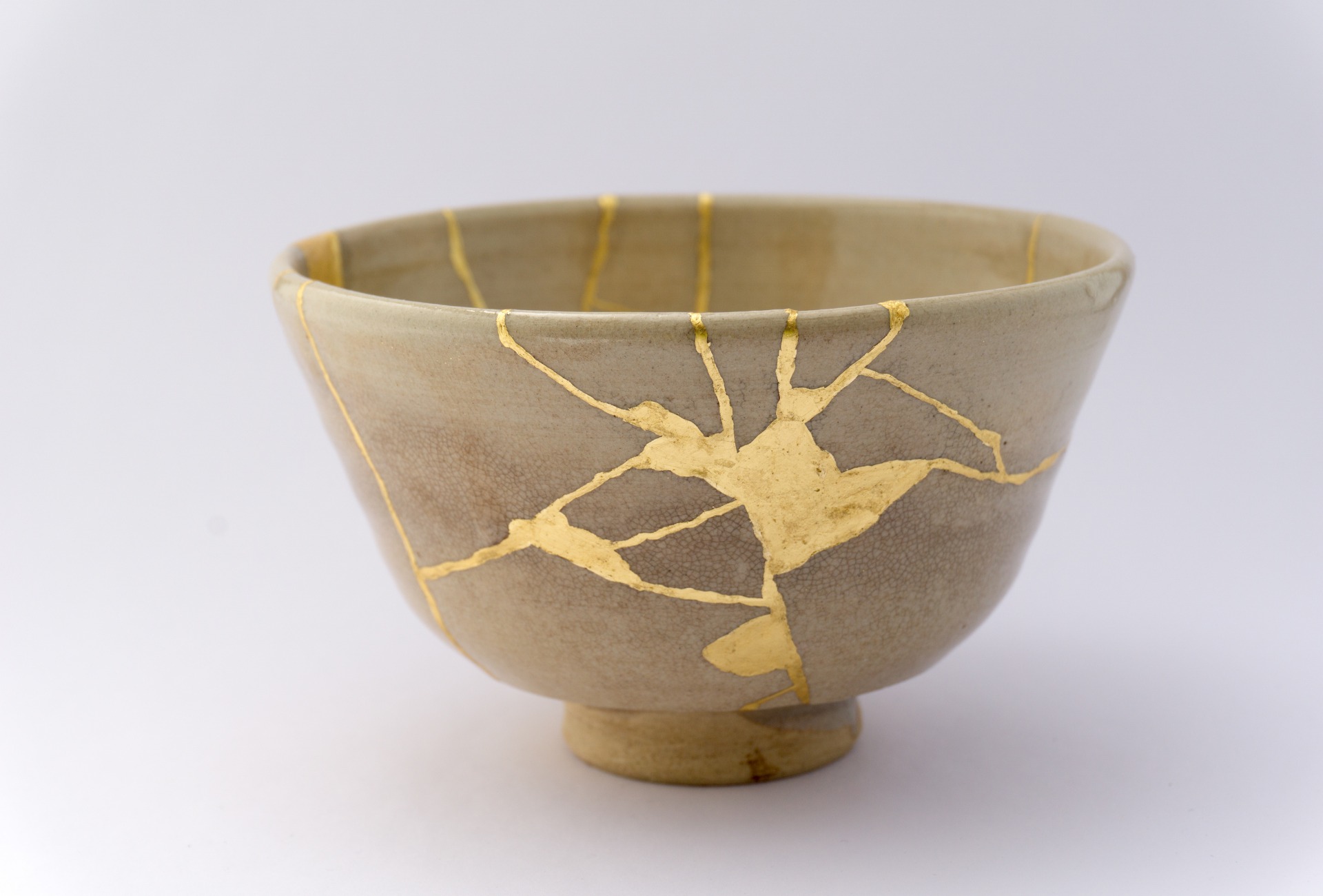vasija dorada kintsugi japon vasija dorada kintsugi japon