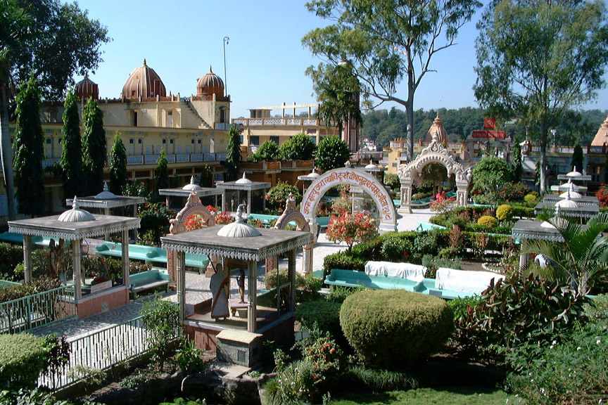 Hacer yoga en el norte de India 