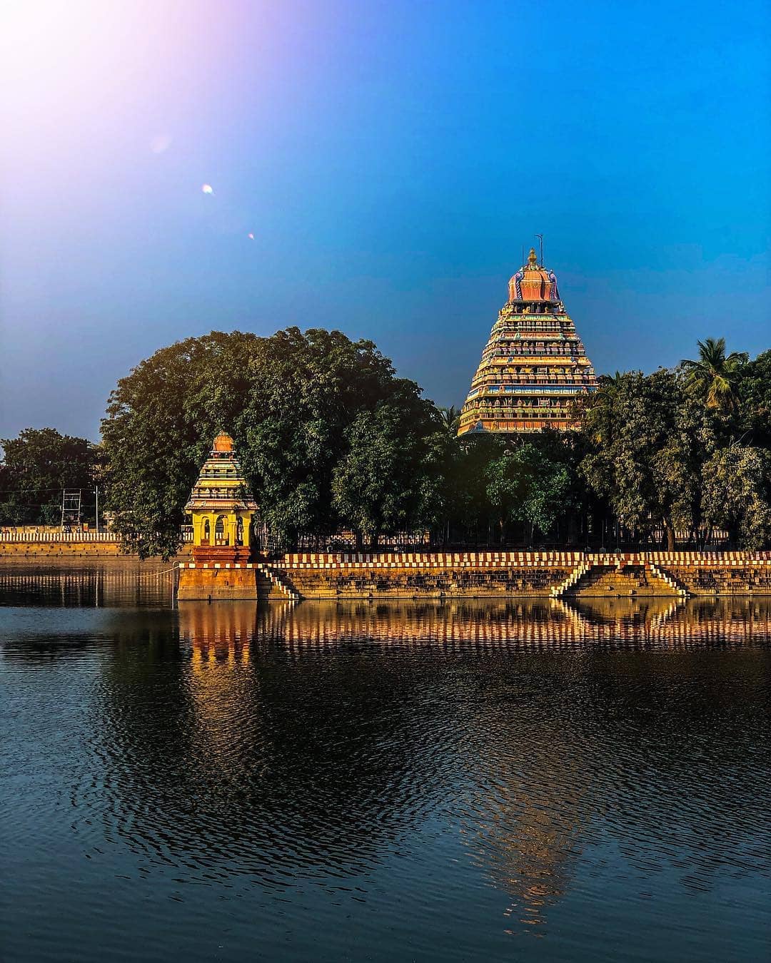 Templo flotante en Tamil Nadu 