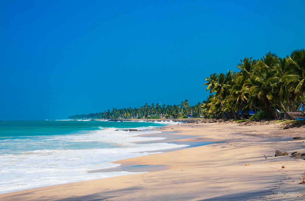 Sri Lanka - Hikkaduwa Beach © Iris-Liu